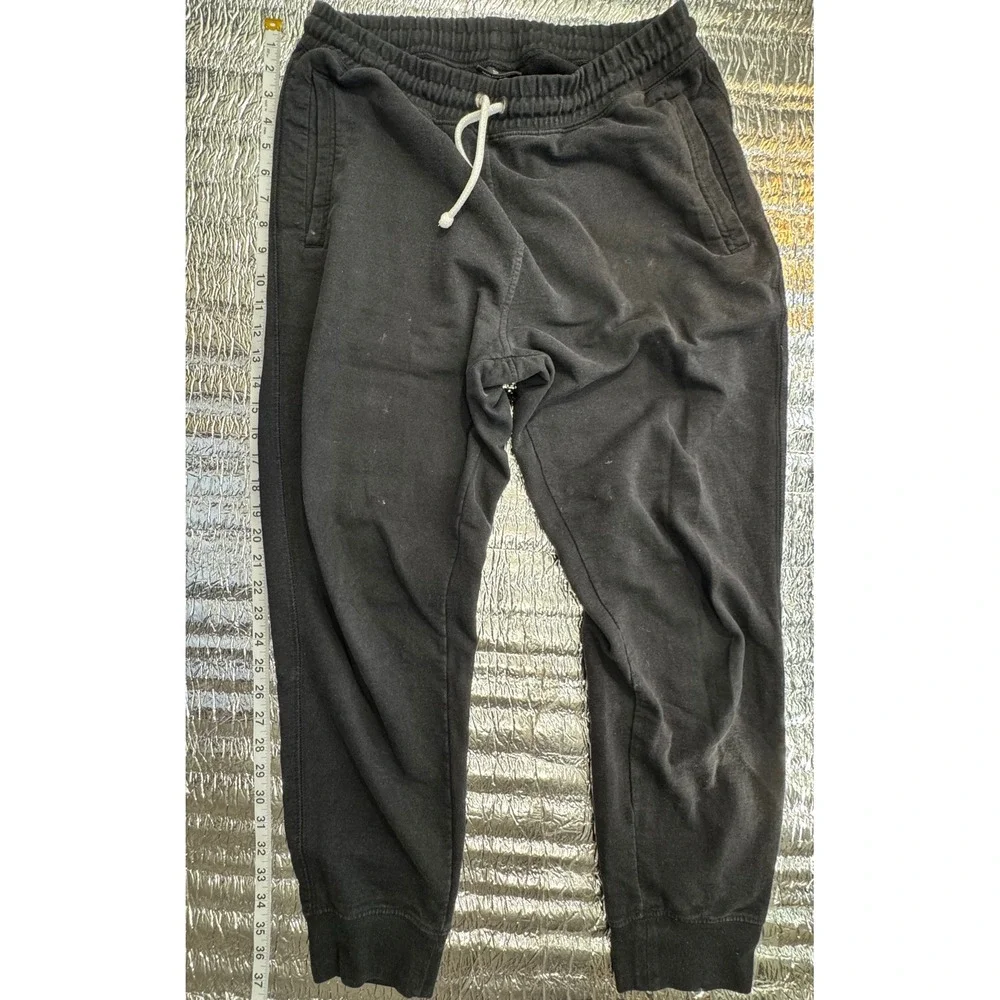The North Face Mens Heritage Patch Joggers Black Sweatpants Size Medium